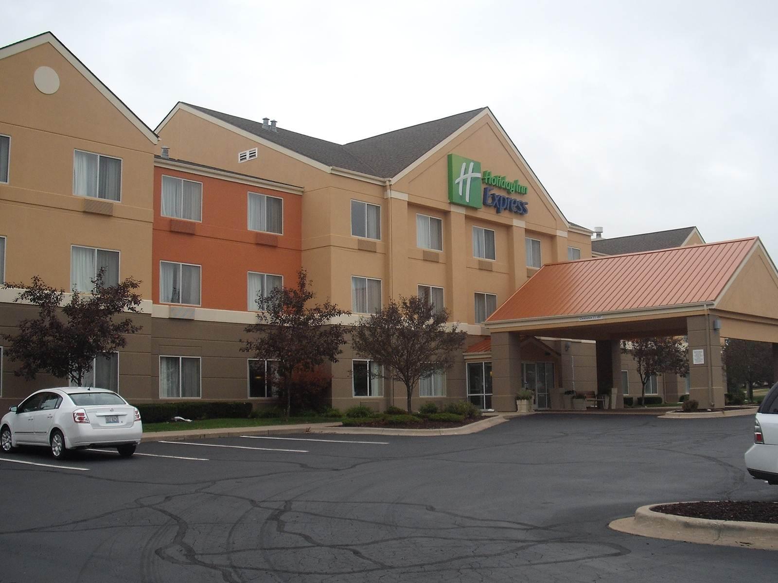 Holiday Inn Express Lapeer By Ihg Экстерьер фото
